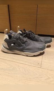 （分類：）位於 。 由 ashleyysy 提交（商品編號 1092566398，圖片 1）。簡介： 。