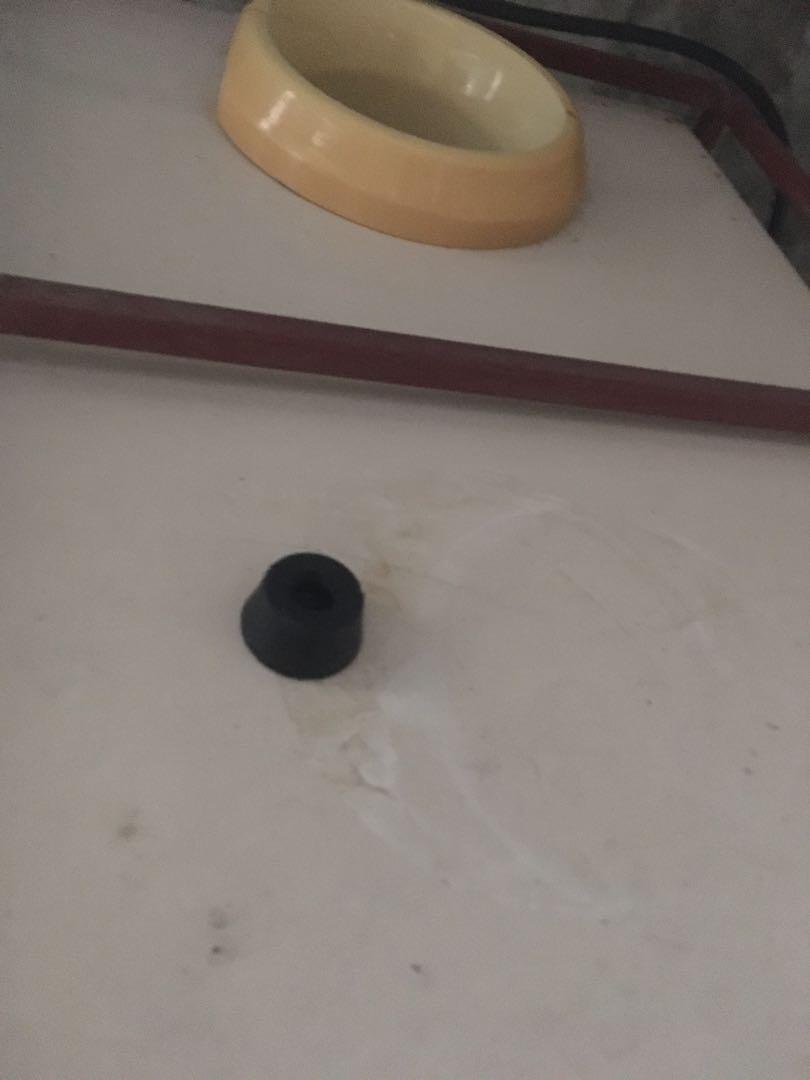 SapoeCoffeeVendingMachine original price 13,500 selling 6500, TV