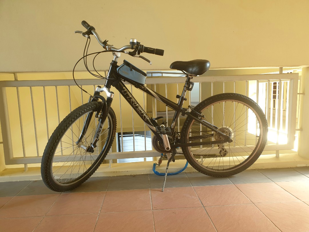 Trek navigator 200 hybrid on sale
