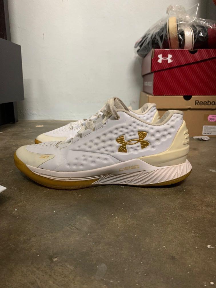 U.A CURRY 1 low MVP 2015