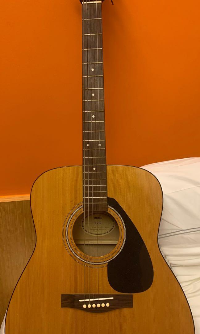 Yamaha F210 Acoustic Guitar