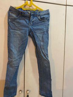Zara jeans