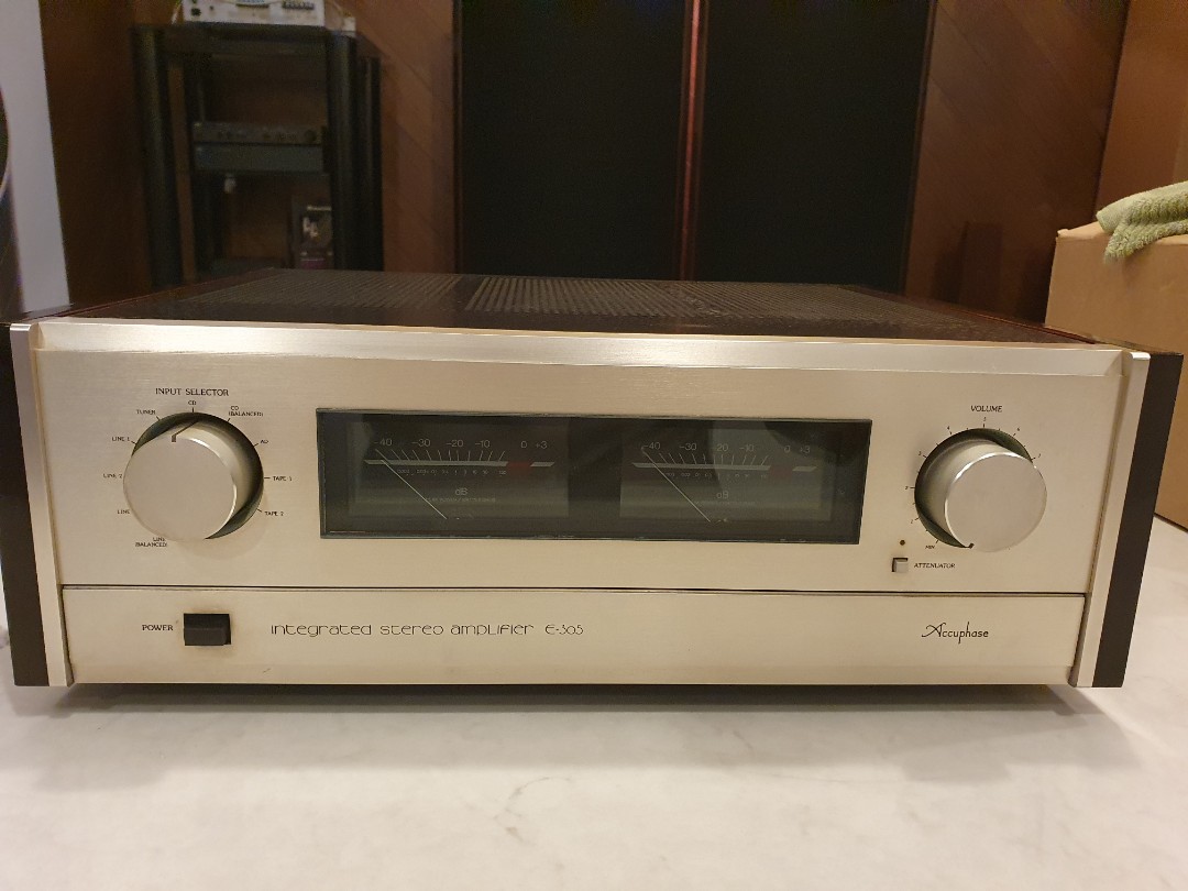 Accuphase E 305 130w Int Amp Audio Soundbars Speakers Amplifiers On Carousell