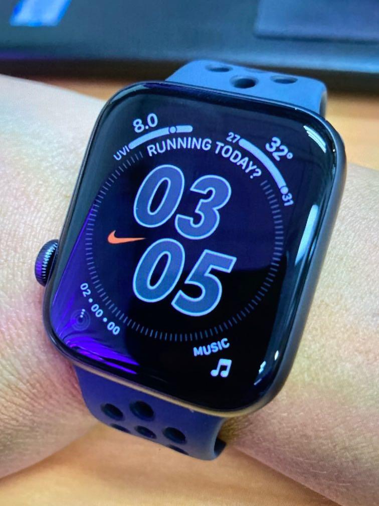 Apple iwatch Series 5 Space Gray Nike Sport Band 44MM Men s Fashion Watches Accessories Watches on Carousell