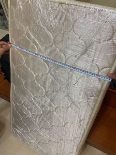 （分類：）位於 。 由 mohitmonga 提交（商品編號 1092782211，圖片 1）。簡介： 。