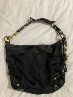 (Category: ) located in . Submitted by mgblo (Listing ID 1092719087, Image 1). Description: .