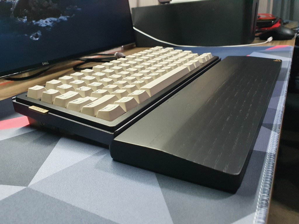 Glorious Gaming Wooden Wrist Rest (TKL) Onyx, Computers & Tech