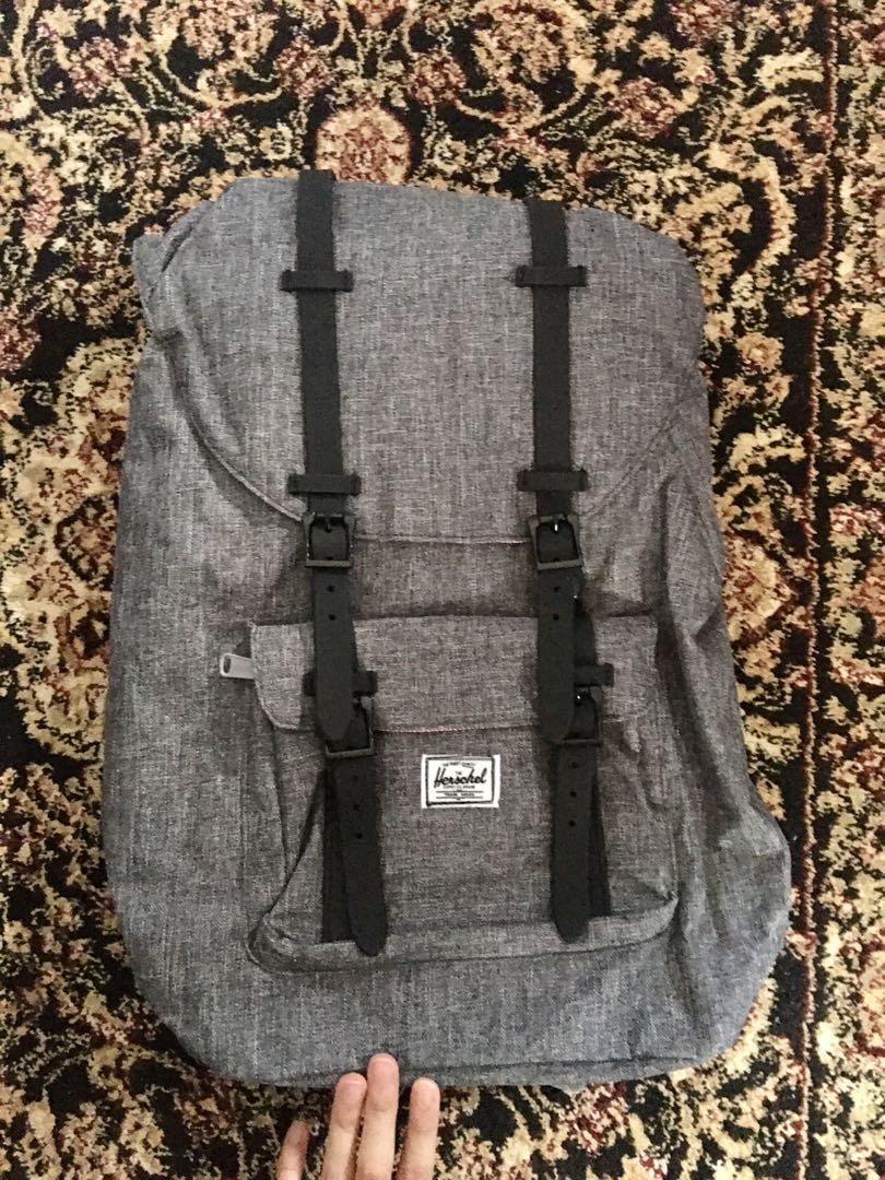 Herschel 23.5 l on sale