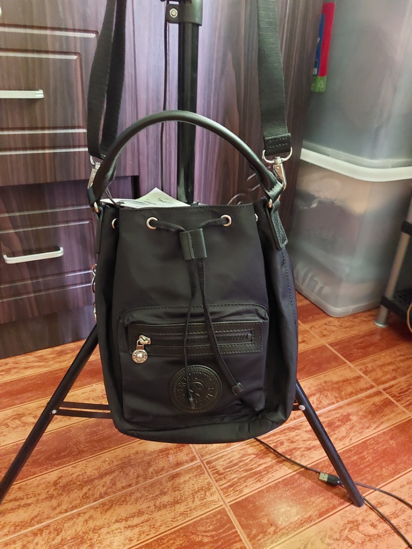 Kipling bucket 3way