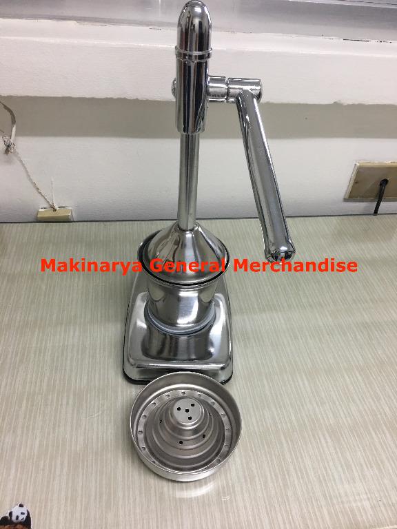Lemon Squezzer (Category: Other Kitchen Appliances) located in Manila. Submitted by makinaryageneral.merchandise (Listing ID 1092649171, Image 2). Description: Lemon Squeezer Processing: Juice Extractor Processing type: Fruits and Vegetables Material: Stainless Steel For faster transaction, call or text: 09957934923 Landline: 8-9979754 .
