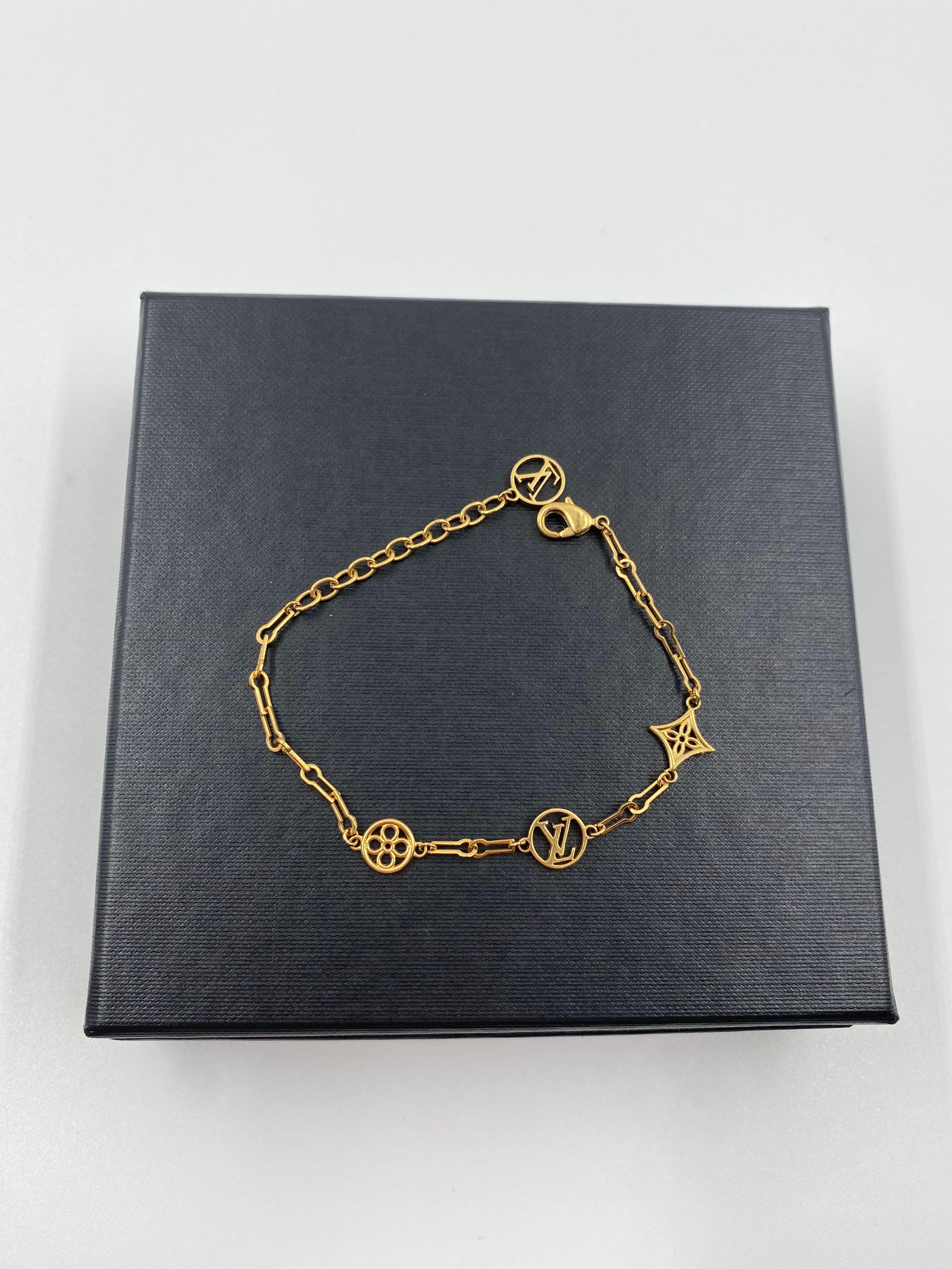 Louis Vuitton Forever Young Bracelet Gold Metal