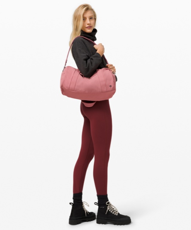 Lululemon barrel bag clearance