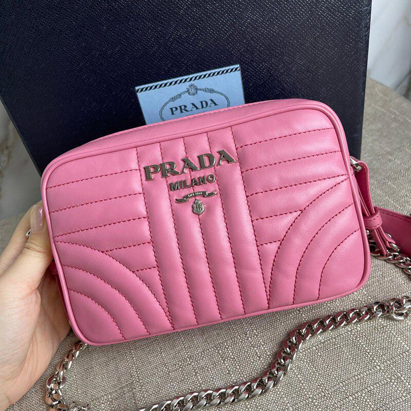 Prada diagramme pink store