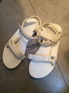 （分類：）位於 。 由 lodeby 提交（商品編號 1092752400，圖片 1）。簡介： 。