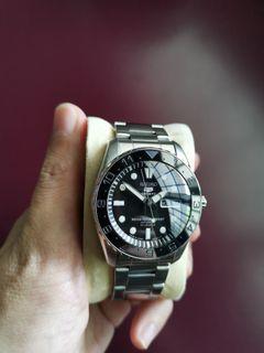 Seiko Sea Urchin (Stealth Mod)