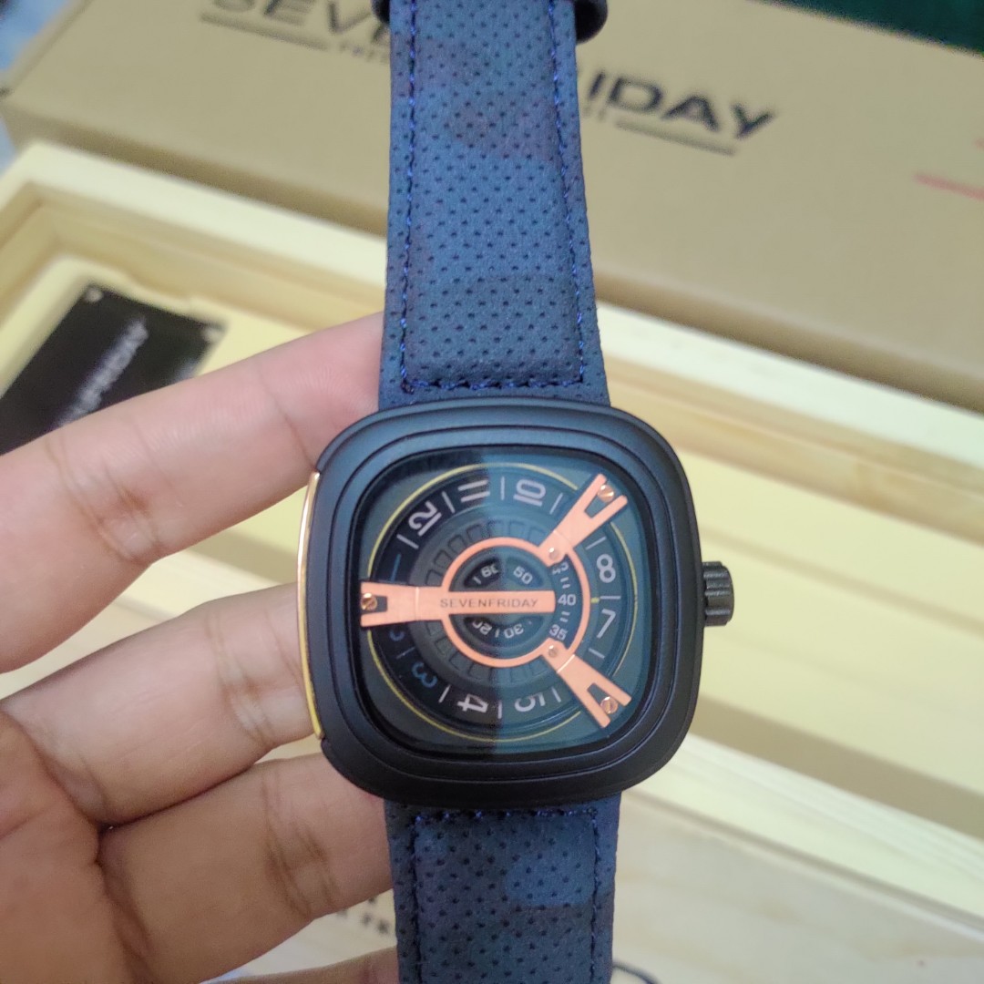 sevenfriday army watch