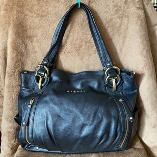 (Category: ) located in . Submitted by trycisonlineshop (Listing ID 1092694216, Image 1). Description: .