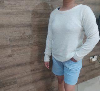 Sweater semi bulu