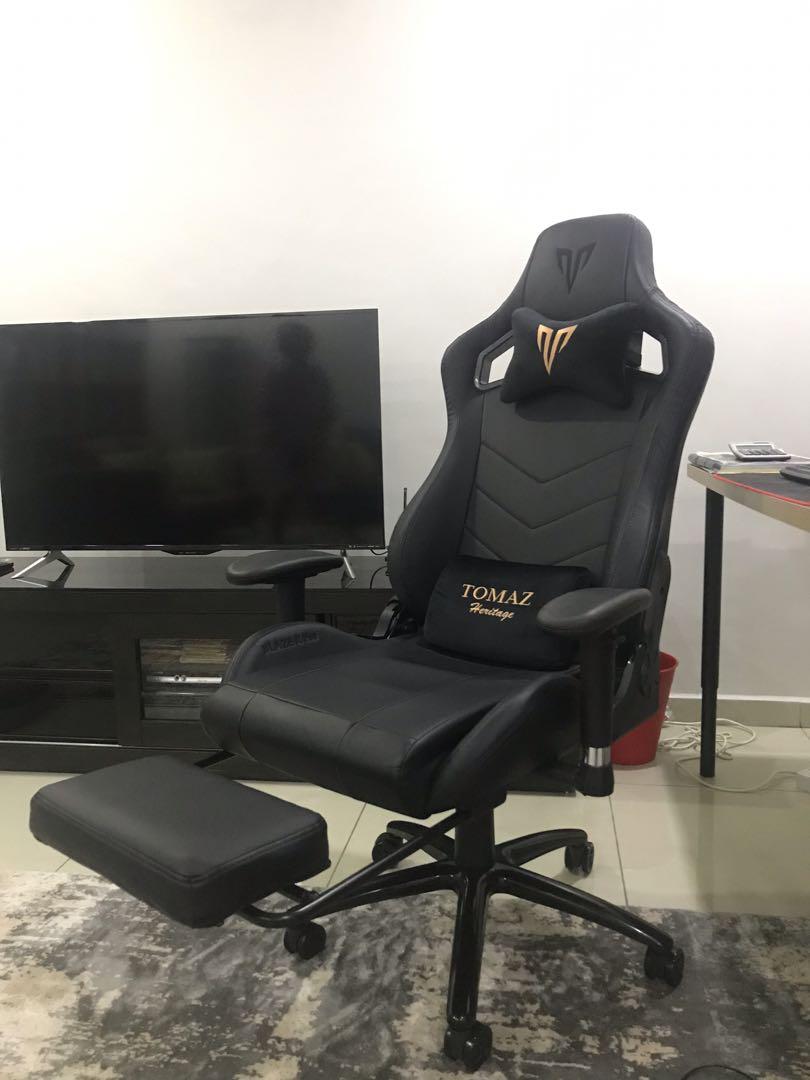 Kerusi gaming discount second hand