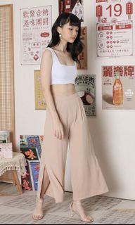 (Category: ) located in . Submitted by nanalincloset (Listing ID 1092700674, Image 1). Description: .