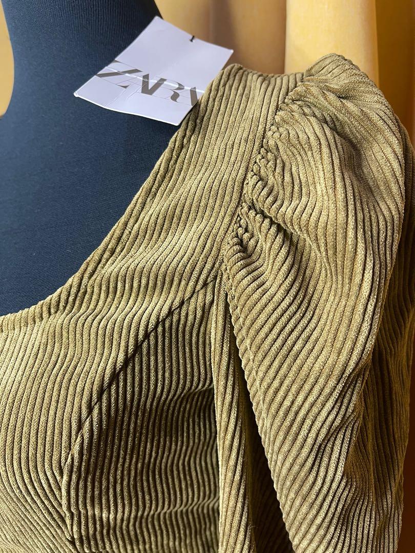 ZARA Corduroy cropped top (Category: Others Tops) located in Iloilo. Submitted by nomadcloset (Listing ID 1092810853, Image 3). Description: This is new! Selling this because size is small 😩 My personal shopper sent me this when i told her i'll get one in M! I didn't bother to return instead i ordered again in Med. but this is too pretty it really matched its gold buttons plus its a steal 😉.