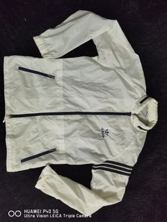 (Category: ) located in . Submitted by adidaslover88 (Listing ID 1092953558, Image 1). Description: .