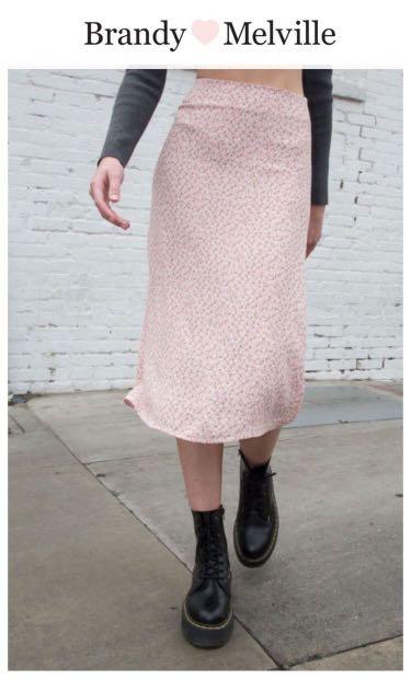 Brandy melville pink phoebe skirt clearance
