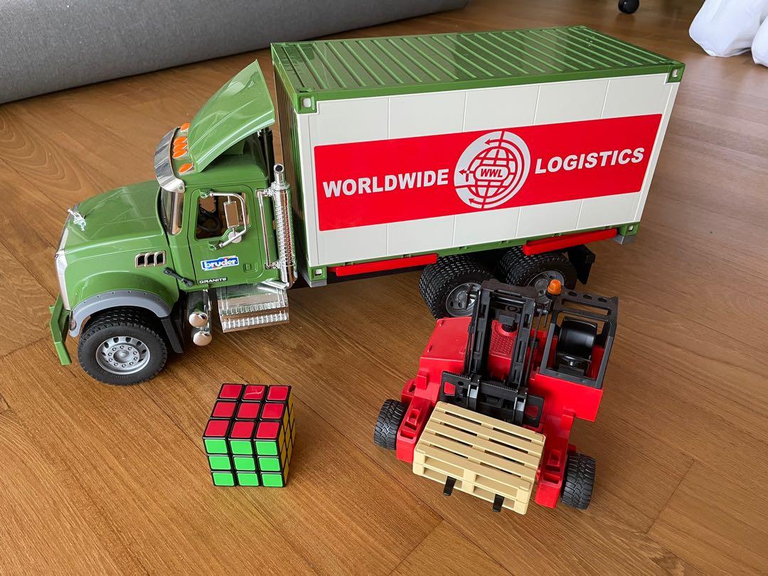 Bruder worldwide logistics truck hot sale