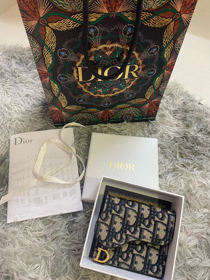 dior saddle wallet