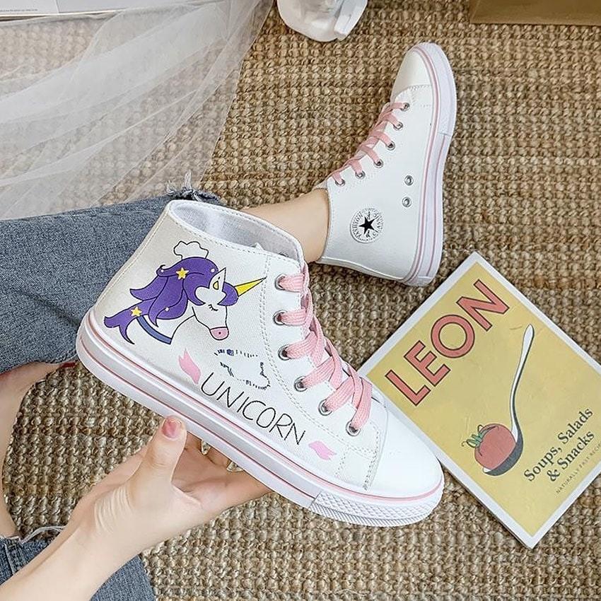 Classic Unicorn Sneakers Kasut Perempuan Women s Fashion