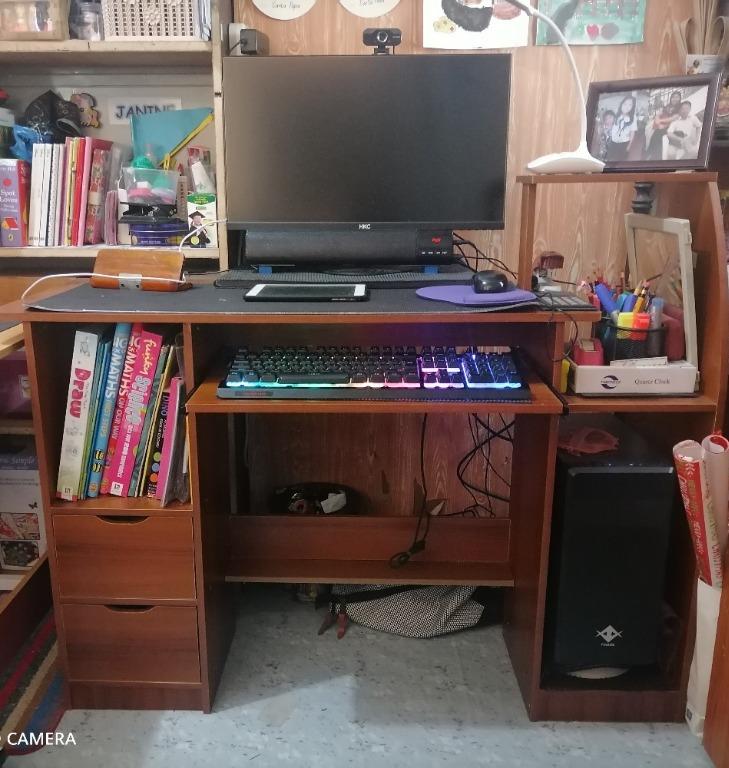 Computer Table With Drawers/ Shelves 100cm (Category: Tables & Sets) located in Manila. Submitted by affordshopz (Listing ID 1092967028, Image 2). Description: Last Pictures are the accurate size:100x45cm 𝕄𝕠𝕣𝕖 𝕒𝕗𝕗𝕠𝕣𝕕𝕒𝕓𝕝𝕖 𝕒𝕟𝕕 𝕢𝕦𝕒𝕝𝕚𝕥𝕪 𝕚𝕥𝕖𝕞𝕤? 𝑽𝒊𝒔𝒊𝒕 𝒂𝒇𝒇𝒐𝒓𝒅𝒔𝒉𝒐𝒑𝒛 𝐍𝐎𝐖 𝑊𝒆 𝒐𝒇𝒇𝒆𝒓 𝑪𝑶𝑫 𝒂𝒏𝒅 1 𝒅𝒂𝒚 𝒅𝒆𝒍𝒊𝒗𝒆𝒓𝒚! 𝐶𝑜𝑛𝑡𝑎𝑐𝑡 𝑢𝑠: 09213129595 🇭 🇦 🇵 🇵 🇾 🇸 🇭 🇴 🇵 🇵 🇮 🇳 🇬 🇼 🇮 🇹 🇭