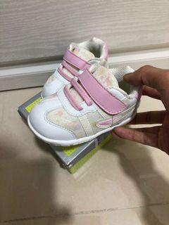 （分類：）位於 。 由 pui_pui45 提交（商品編號 1093003189，圖片 1）。簡介： 。