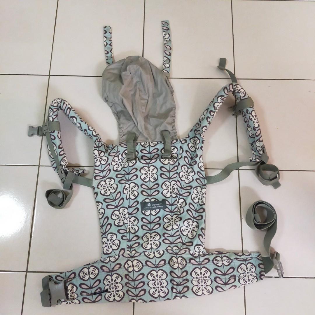 Ergobaby petunia pickle bottom top
