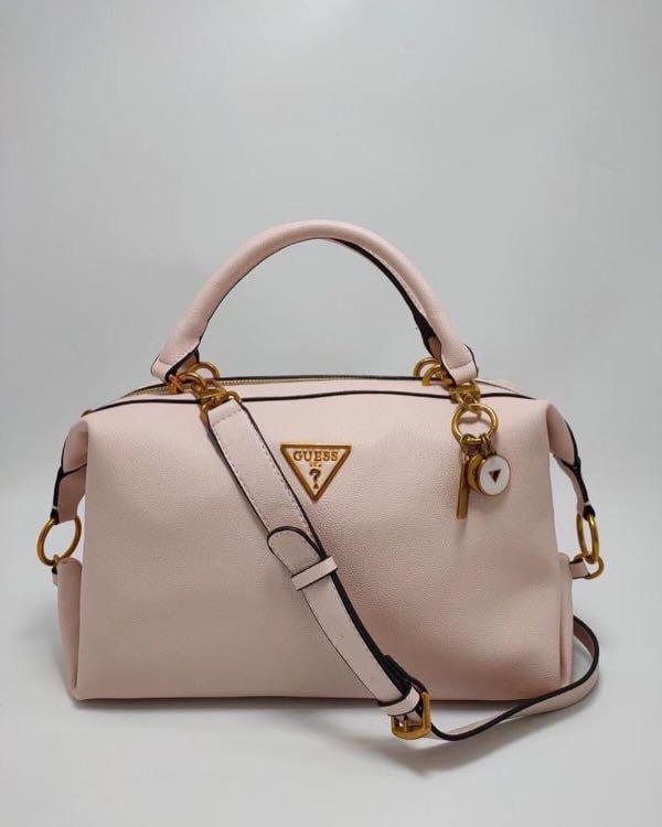 Guess Doctors Bag Women s Fashion Bags Wallets Shoulder Bags on Carousell
