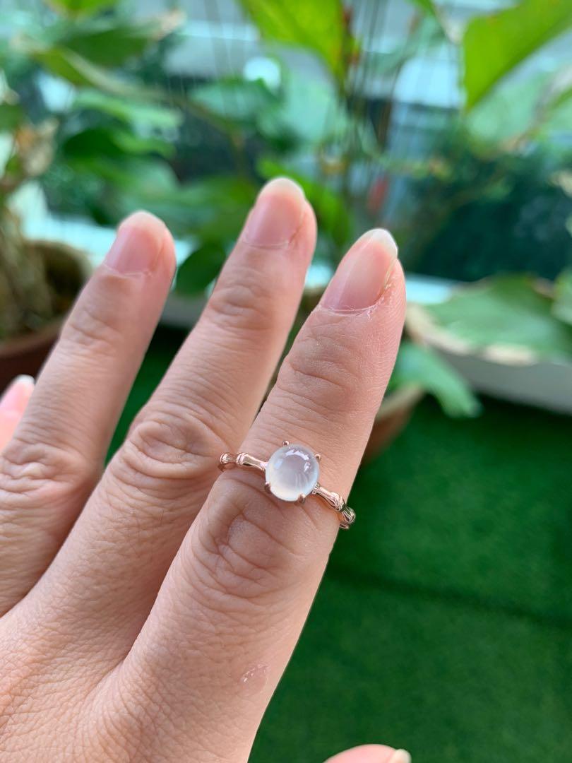 White hot sale jade ring