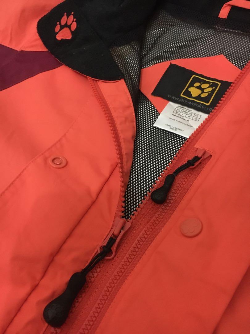 Jaket Jack Wolfskin, Fesyen Wanita, Pakaian Wanita, Baju Luaran di ...