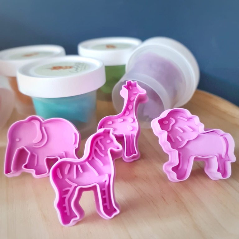 Jungle Safari Playdough Plunger Cutters, Hobbies & Toys, Toys & Games
