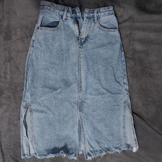 (Category: ) located in . Submitted by deansclutter (Listing ID 1092926629, Image 1). Description: .