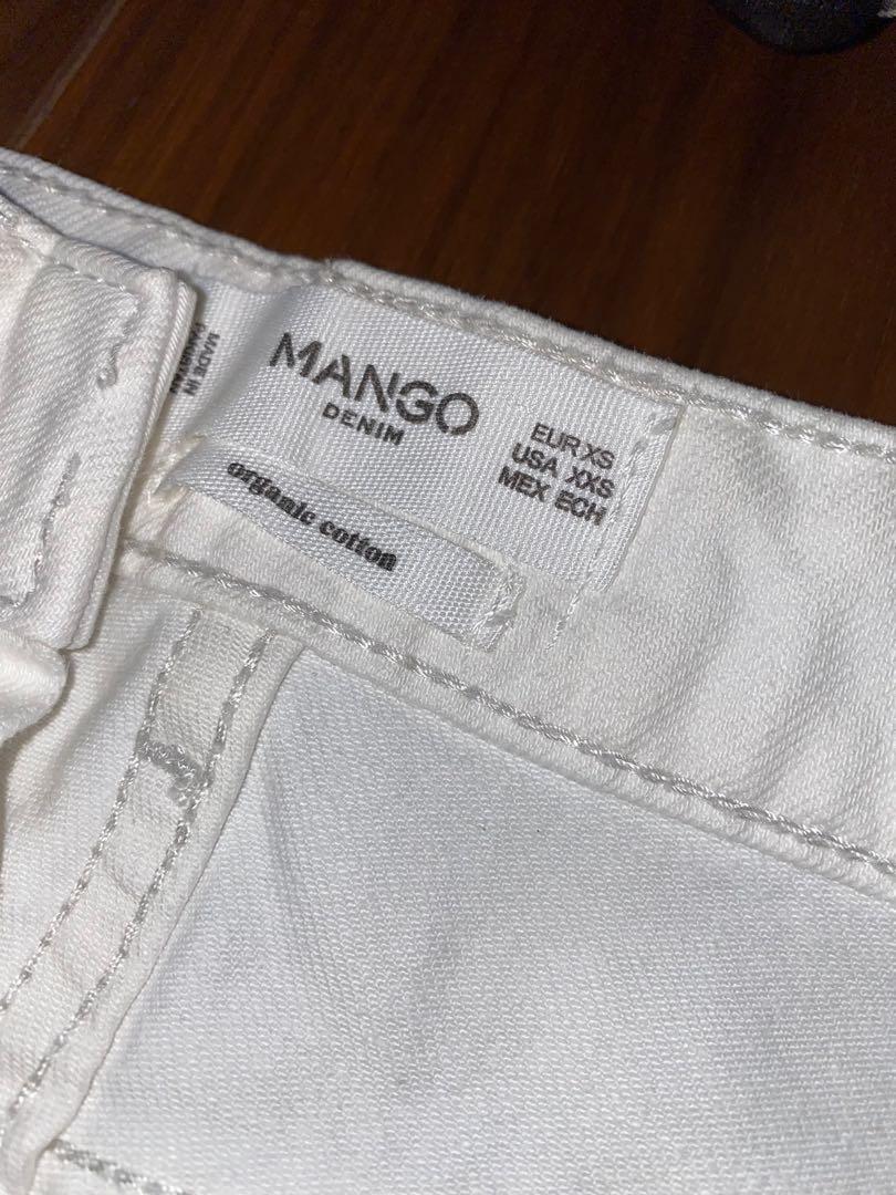 Mango White Denim Skirt (Category: Skirts) located in Makati City. Submitted by malmonds (Listing ID 1092836459, Image 2). Description: used twice only & can’t wear it anymore because it doesn’t fit rfs: not using it. need to declutter!.