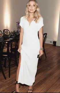 (Category: ) located in . Submitted by mywardrobeclearout (Listing ID 1092876710, Image 1). Description: .