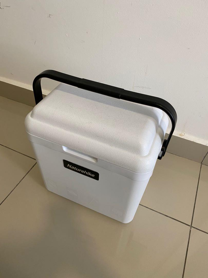 Naturehike Camping Cooler Box (13L), Sports Equipment, Sports & Games