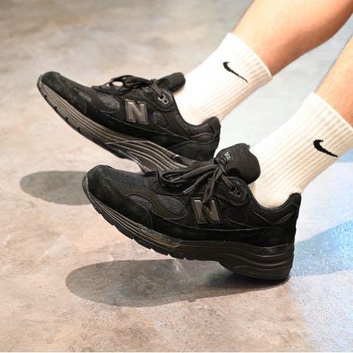 New Balance 992 Triple Black (M992EA), 男裝, 鞋, 波鞋- Carousell