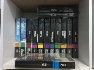 (Category: ) located in . Submitted by bookish_ (Listing ID 1092832896, Image 1). Description: .