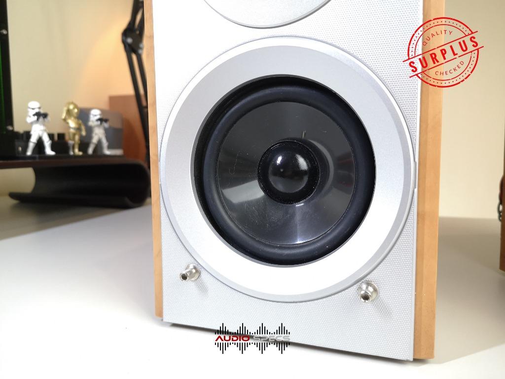 Panasonic SB-PM730 HiFi Bookshelf Speakers (Category: Soundbars, Speakers & Amplifiers) located in Quezon City. Submitted by allanpauco (Listing ID 1092943249, Image 3). Description: Slightly used in very good sounding condition 👌 Good for Sound Quality. Dual input High Frequency 5w input (max) 5 Ω Low Frequency 25w input (max) 5 Ω Dimensions: 7.5in(L) x 5.65in(W) x 9.5in(H) P 2450 Compatibility is buyer's responsibility. Available for pick-up o
