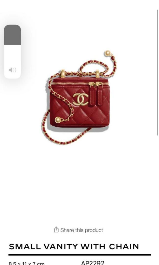 chanel vanity bag牛皮金波波, 名牌, 手袋及銀包- Carousell