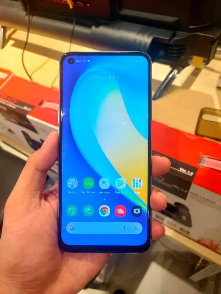 REALME 7 8/128 (Category: Realme) located in Quezon City. Submitted by khanor (Listing ID 1092896832, Image 1). Description: SWAP! SWAP! SWAP! QC QUEZON AVE WILLING TO MEET S Realme 7 8gb Ram 128gb Rom 90hz display Helio G95 Gaming processor 64mp Sony Camera (Quad Cam) 16mp Selfie Cam Stary Mode Capture 5000mAH Battery 30watts Fast Charging Pakatagal malobat Pakabilis mag charge 101% No issue Almost new Check to sawa UNIT CHARGER 50WATTS 2 CASES 