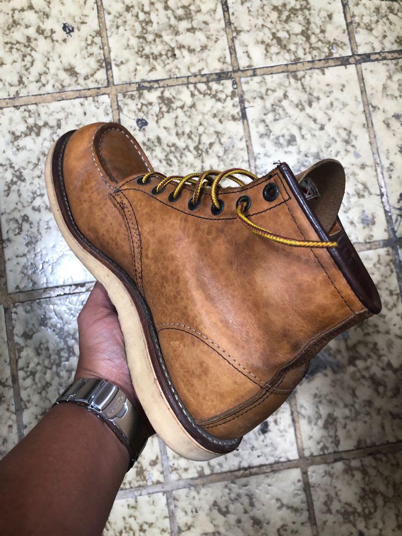 Red Wing 875 Men’s Classic Moc Toe(26 cm) (Category: Boots) located in Baguio. Submitted by master_of_brands (Listing ID 1092867579, Image 2). Description: Authentic Red Wing 875 Moc Toe Classic Men’s 7E US(26 cm insole) 8 US Used(signs of usage) No sole separation Outsole 7.5/10 In very good condition .