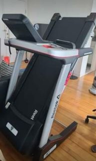 （分類：）位於 。 由 csevilla 提交（商品編號 1092868108，圖片 1）。簡介： 。