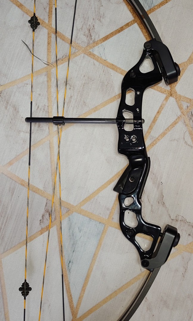 Reflex Bighorn 2007 Compound Bow, Sports Equipment, Other Sports