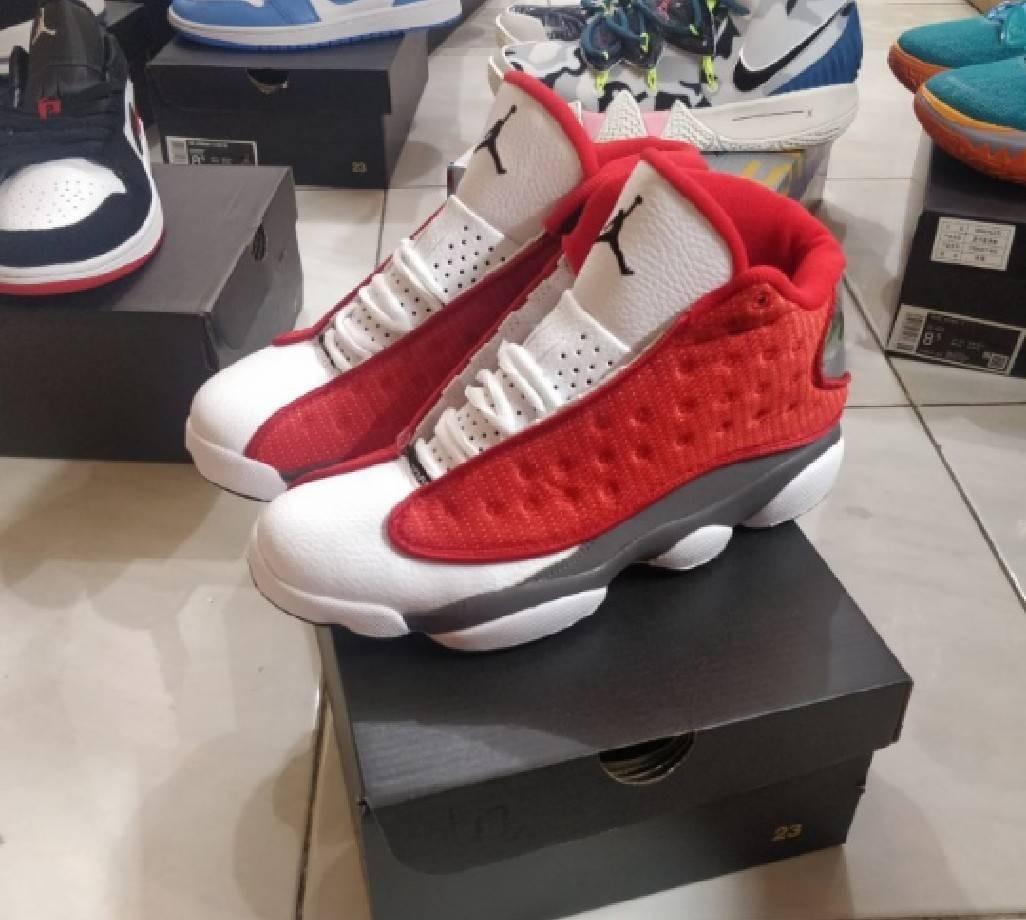 Sepatu sales jordan basket